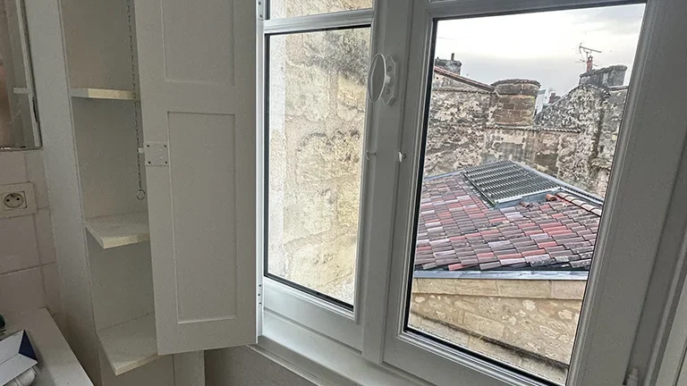 Fenêtre volet intérieur