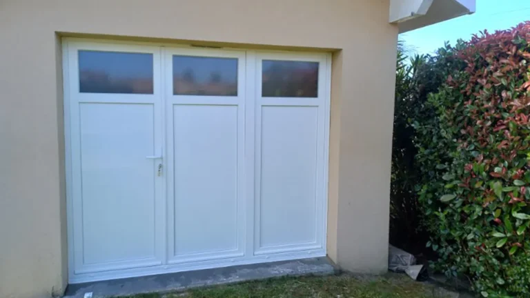Portes d'entrée PVC